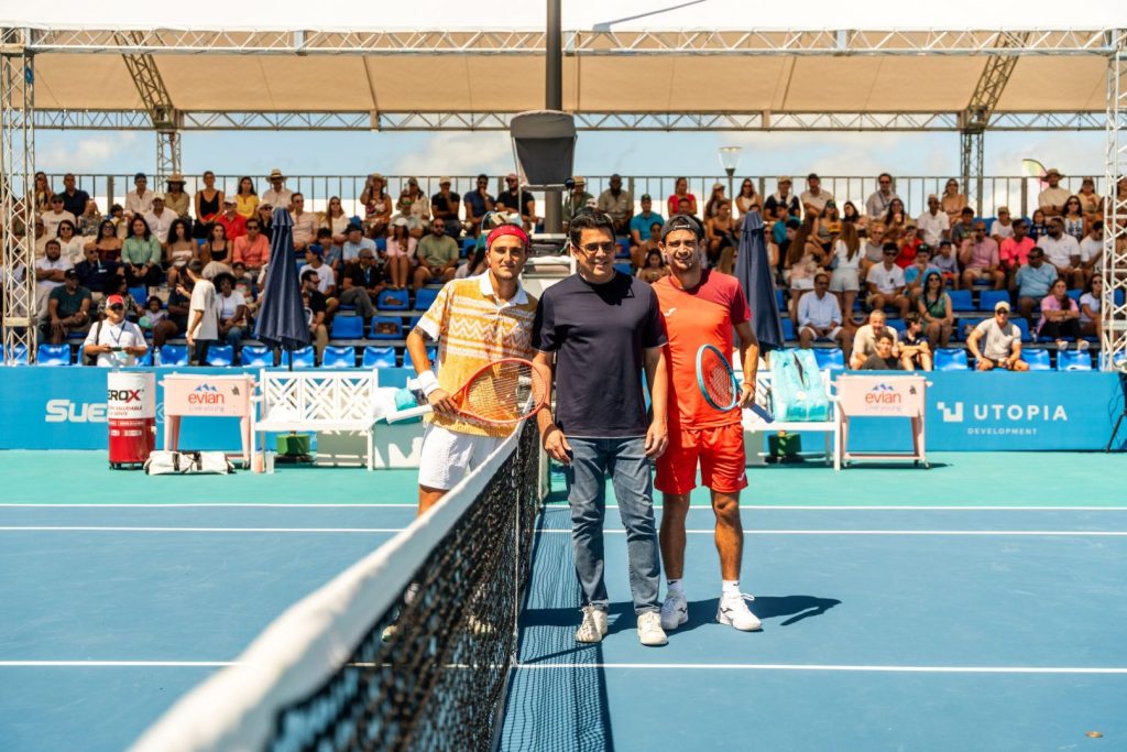 David Collado, ministro de Turismo, junto a Mattia Bellucci y Mariano Navone.