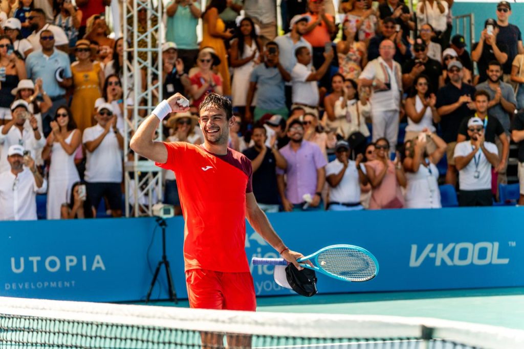 Mariano Navone escaló 19 posiciones en el ranking mundial, pasando del puesto 79 al número 60 del mundo.