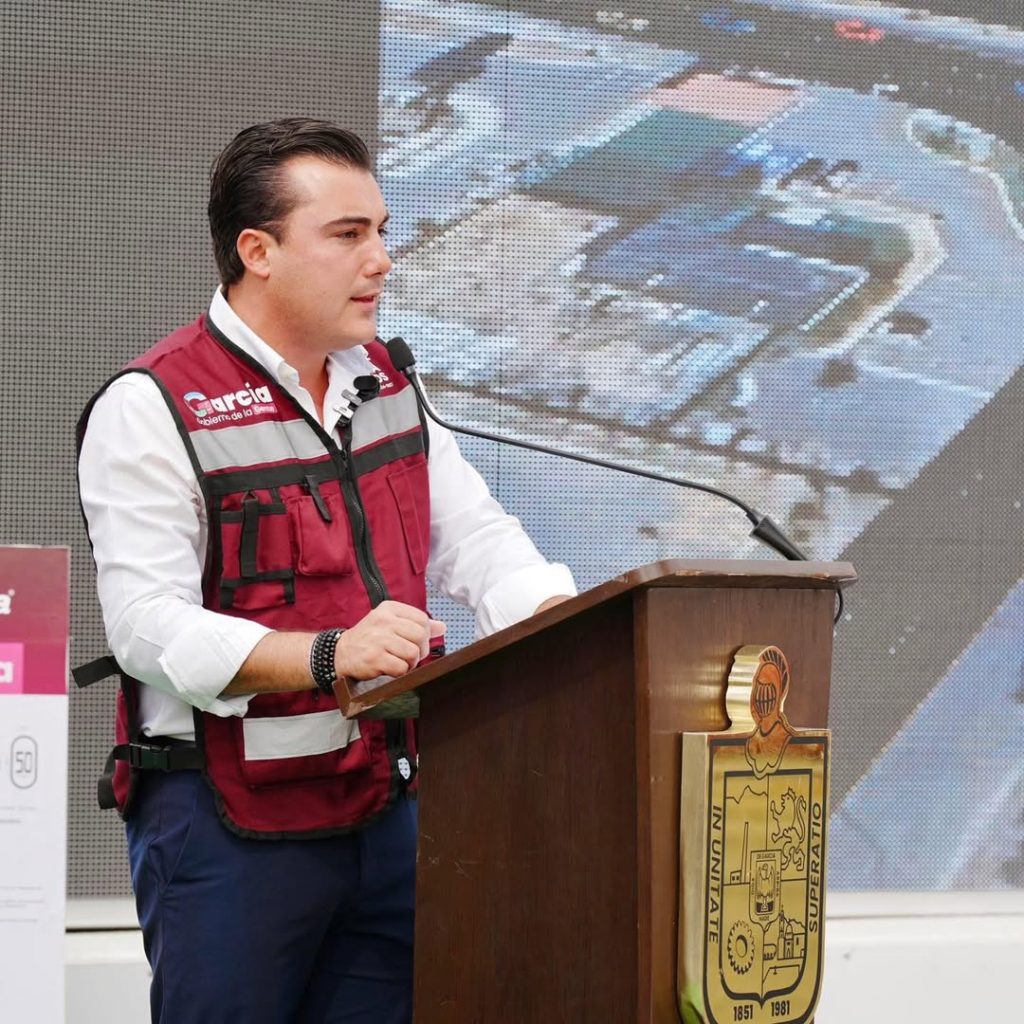 Alcalde Manuel Guerra Cavazos.