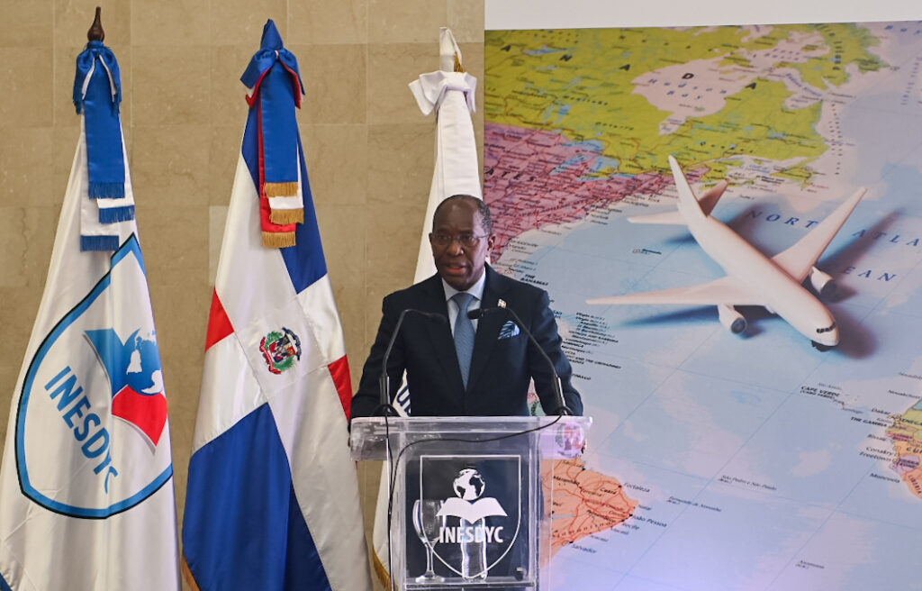 Carlos Pequerp, viceministro de Cooperación Internacional del MITUR.