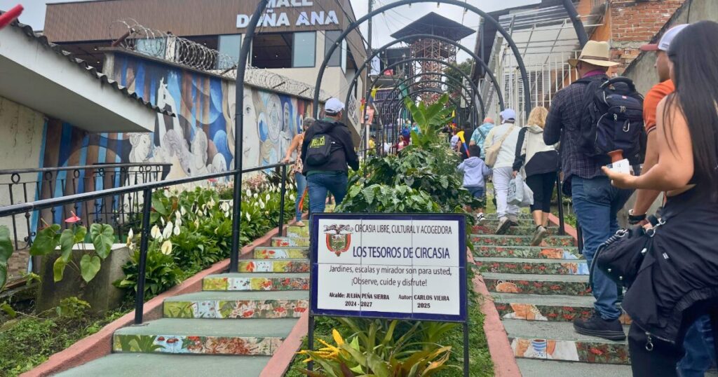 escaleras «Tesoros de mi Pueblo»
