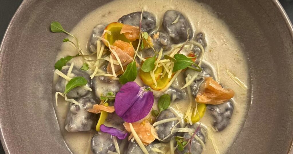 Sabores de raíz ancestral llegan a la mesa del Restaurante Monterrey reinterpretados desde una mirada contemporánea y con productos de la región.